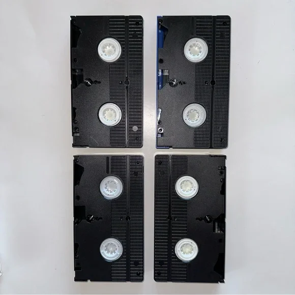 Bundle of Disney Movies - Picture 4 of 4